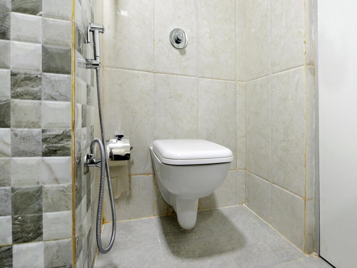 La Riviera Suites Hyderabad Exteriör bild